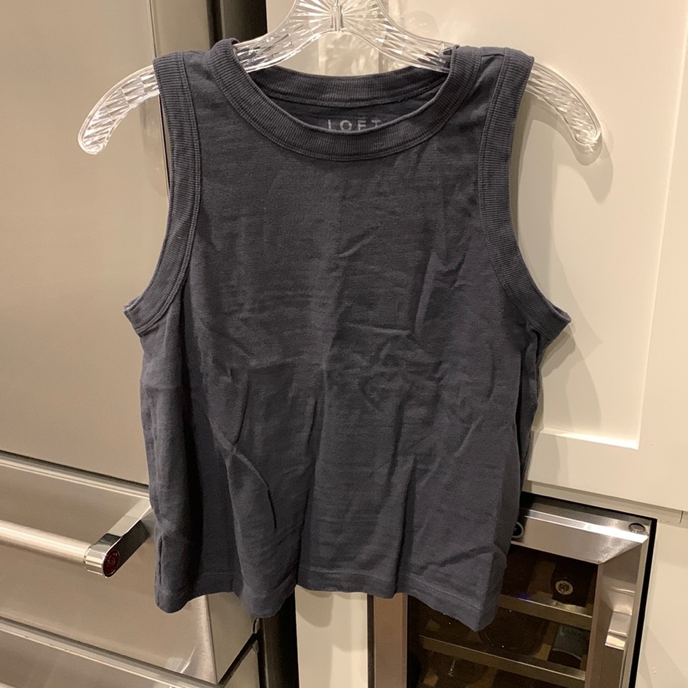 Loft sleeveless knit tank, size S